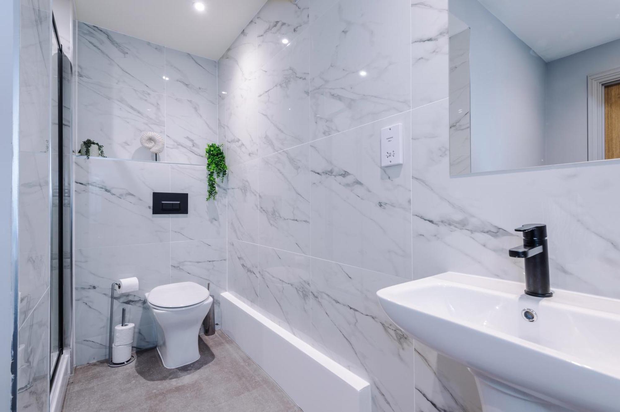 Designer Central Home In Leeds Sleeps 5 Exterior photo